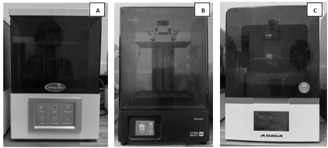 Imagen en blanco y negro de un microondas

Descripción generada automáticamente con confianza baja
